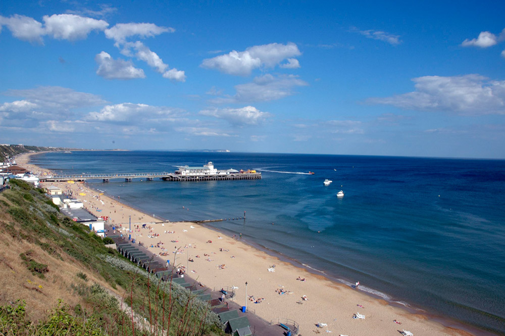 %_tempFileNamebournemouth-pier-03%