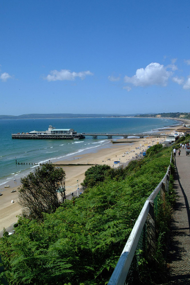 %_tempFileNamebournemouth-pier-04%