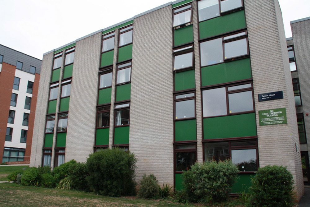 %_tempFileNameexeter-residence-standard-3%