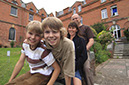 %_tempFileNamethe-family-3%