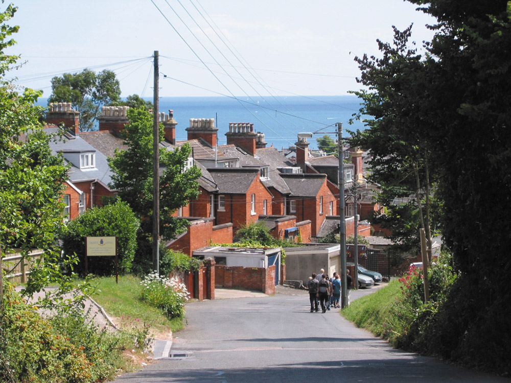 %_tempFileNameteignmouth-town-way-downtown%