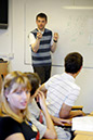 %_tempFileNametalking-teacher_3%