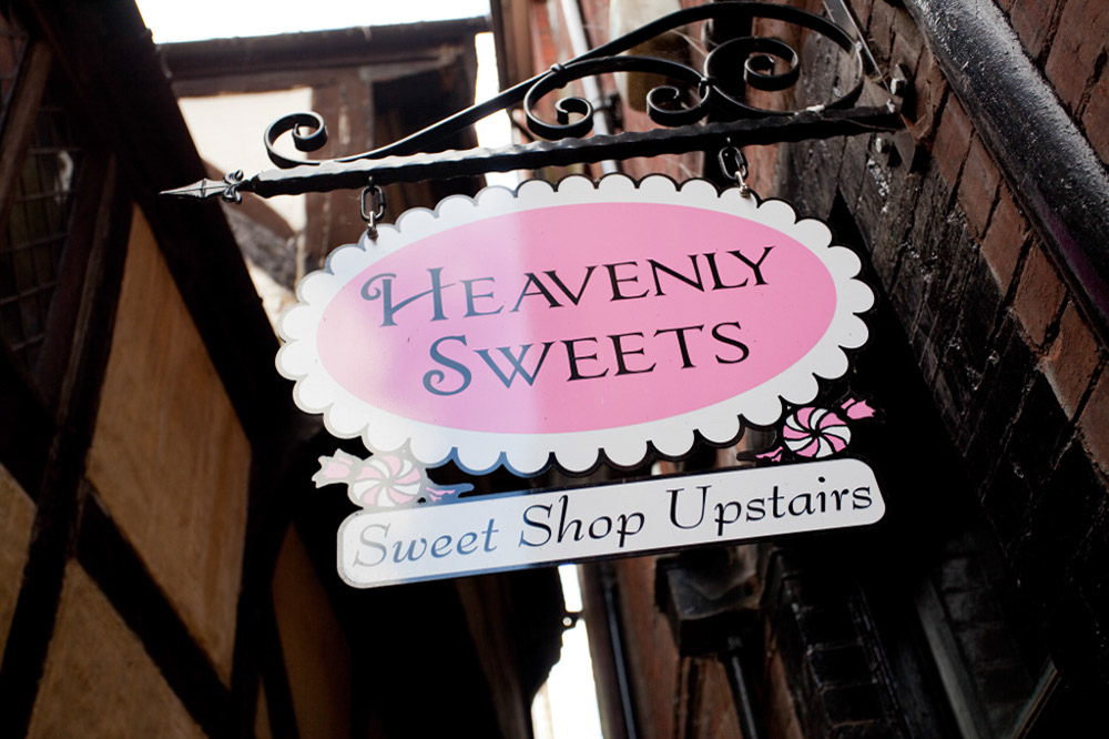 %_tempFileNamesweet-shop-sign%