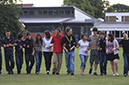 %_tempFileNamewalk-arm-in-arm-4%