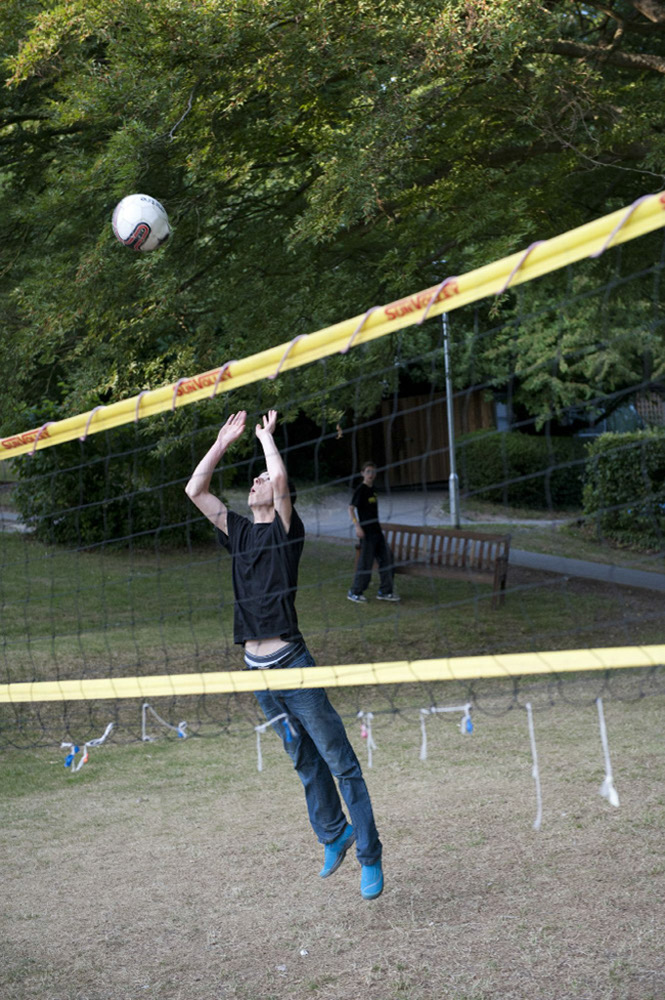 %_tempFileNameplaying-volleyball%