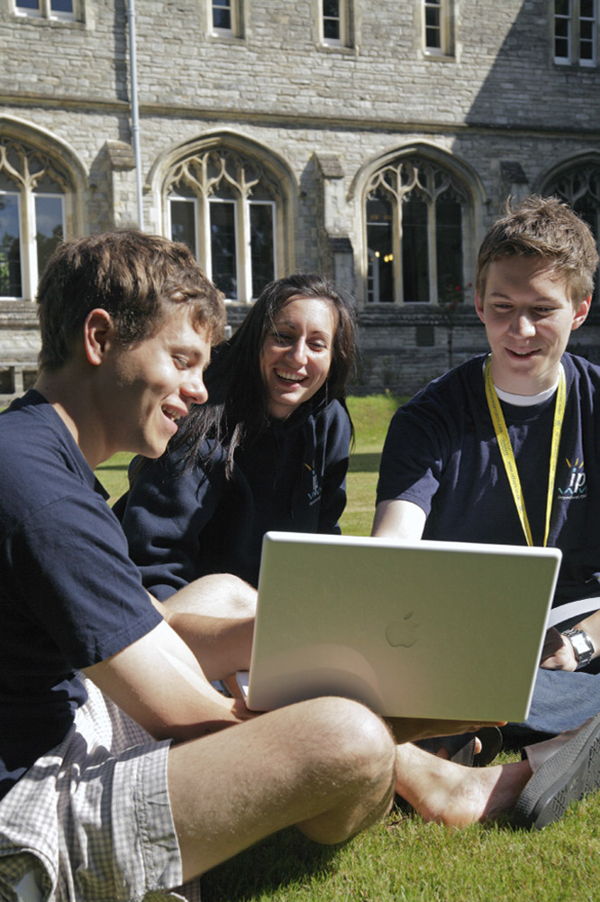 %_tempFileNameworking-on-campus-1%